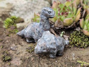 Dino aus Syenit aka. Yooperlit