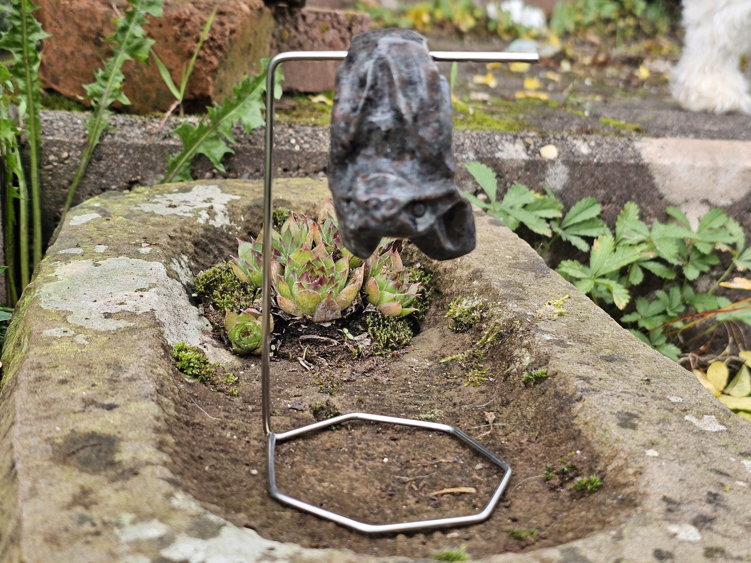 Fledermaus aus Syenit aka. Yooperlit inkl. Ständer