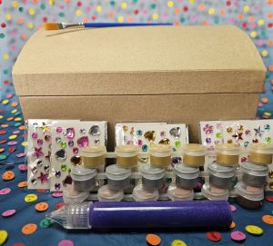 Große Schatztruhe zum Selbstgestalten