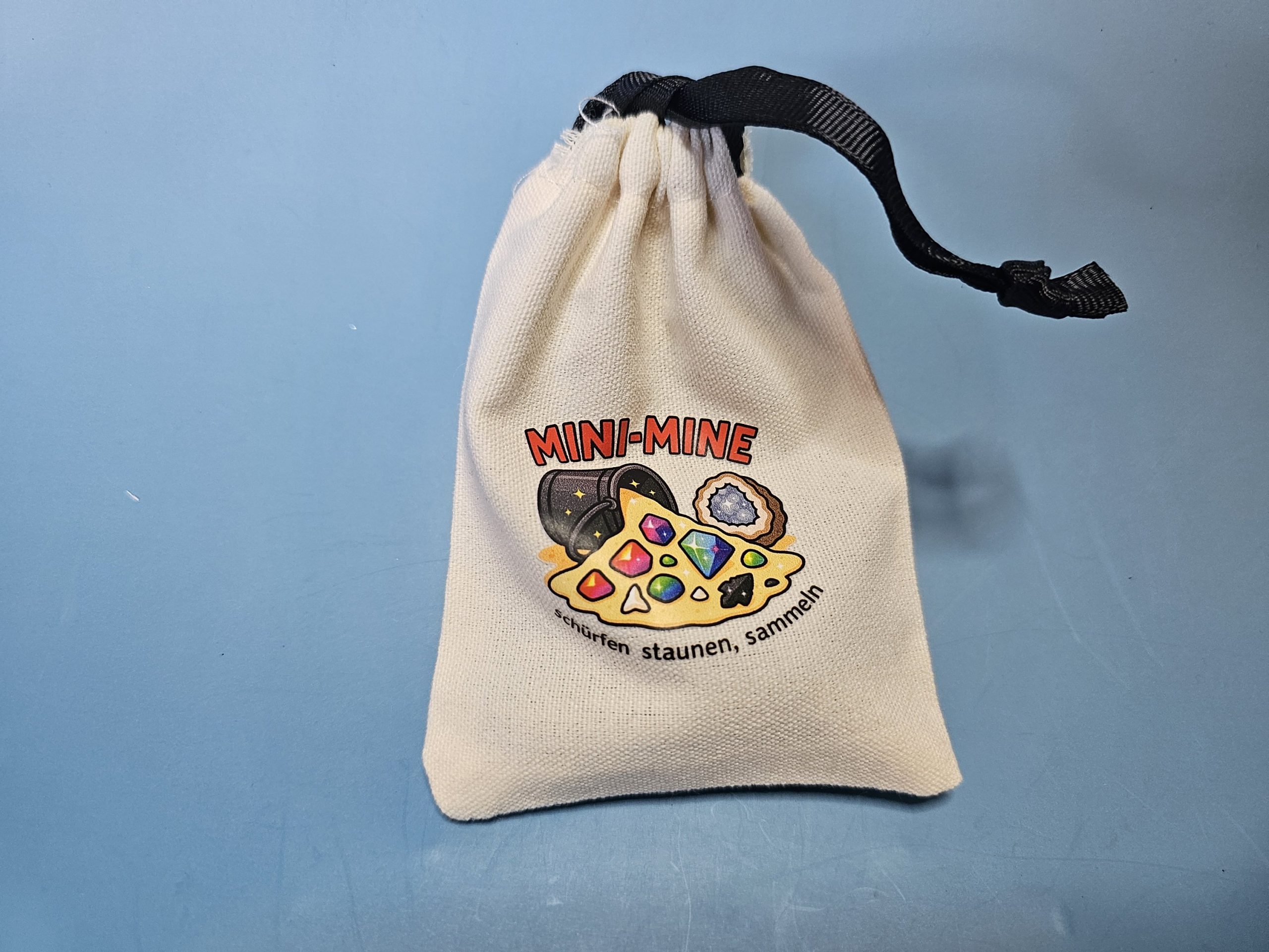 Sonnensystem mit 9 Planeten aus Edelstein – Bild 11