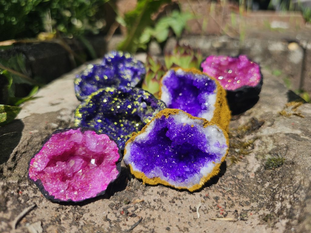Halbe gefärbte Geode