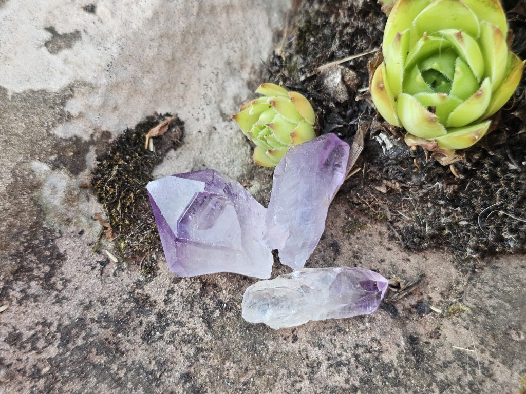3 Amethyst-Spitzen
